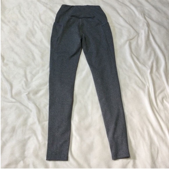 Excellent preowned condition. - Picture 3 of 4